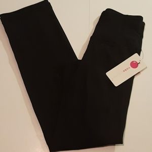 Yogalicious Ankle Length Soft Black Legging NWT